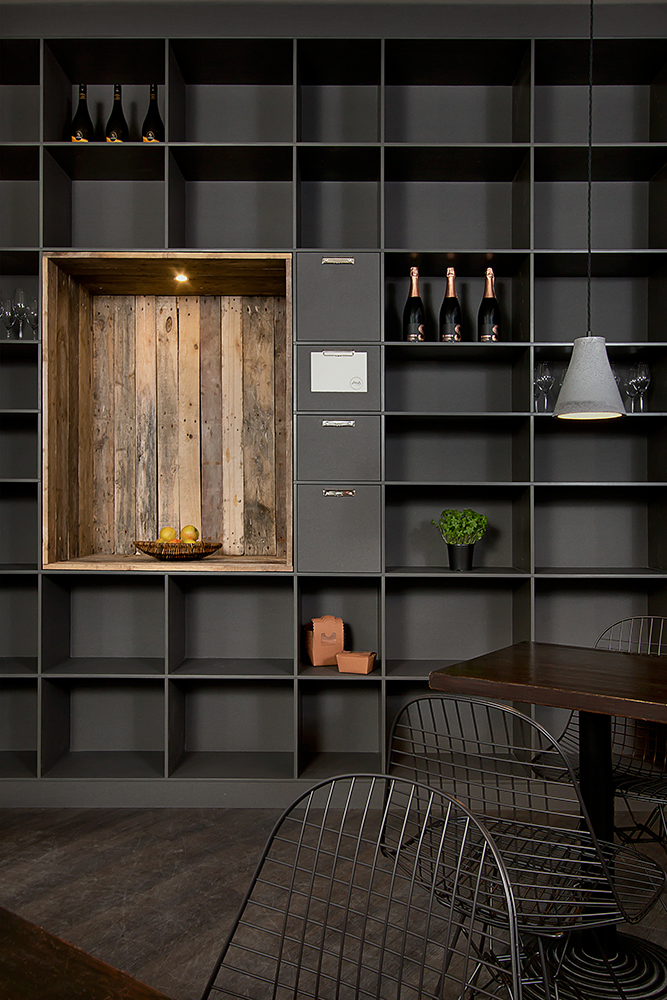 Innenraumgestaltung Restaurant Jools Hamburg – klare Struktur und reduzierte Materialien